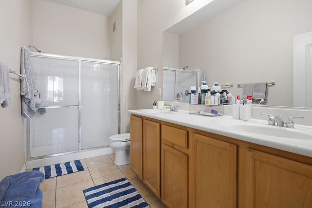 3325 Cactus Shadow Street 104, Las Vegas, NV 89129