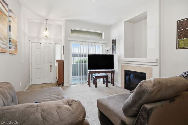 3325 Cactus Shadow Street 104, Las Vegas, NV 89129