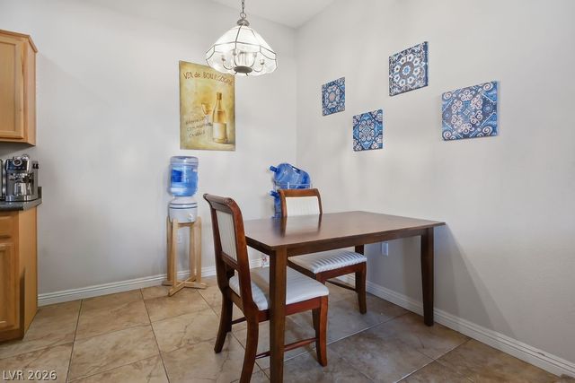 3325 Cactus Shadow Street 104, Las Vegas, NV 89129