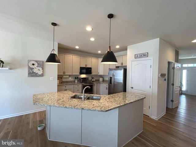 48 WALTERS WAY, Dover, DE 19904