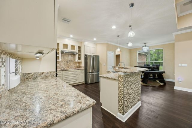 11246 SADDLE CLUB Drive, Jacksonville, FL 32219