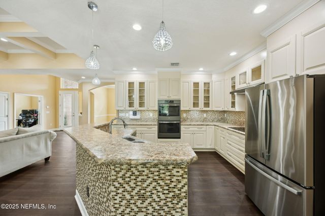 11246 SADDLE CLUB Drive, Jacksonville, FL 32219