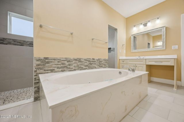 11246 SADDLE CLUB Drive, Jacksonville, FL 32219