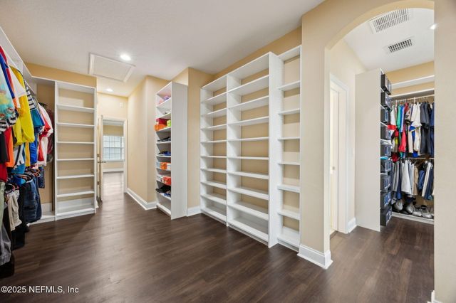 11246 SADDLE CLUB Drive, Jacksonville, FL 32219