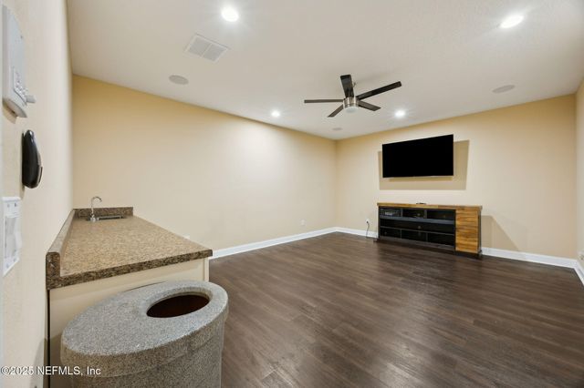 11246 SADDLE CLUB Drive, Jacksonville, FL 32219