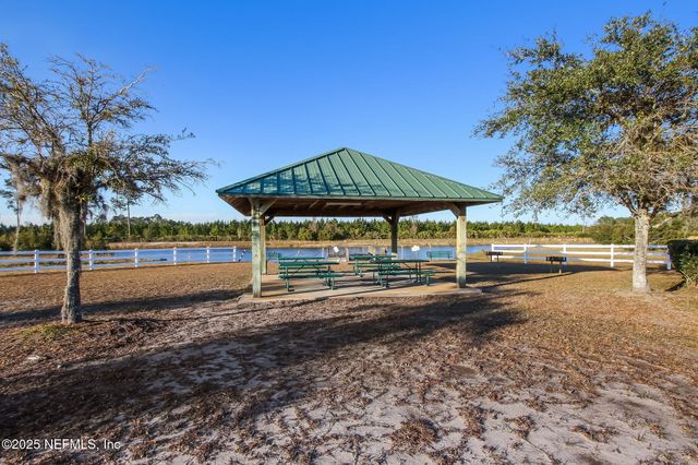 11246 SADDLE CLUB Drive, Jacksonville, FL 32219