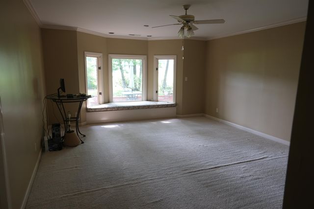 2499 EAGLERIDGE LN, Memphis, TN 38016