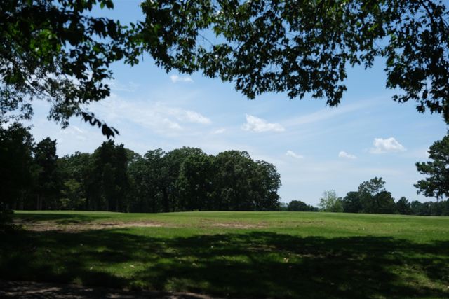 2499 EAGLERIDGE LN, Memphis, TN 38016