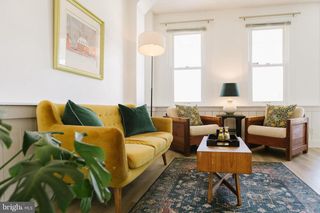 318 W SOUTH ST, Kennett Square, PA 19348