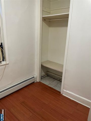 18 Graham Street, Jersey City, NJ 07307