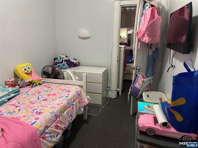 18 Graham Street, Jersey City, NJ 07307
