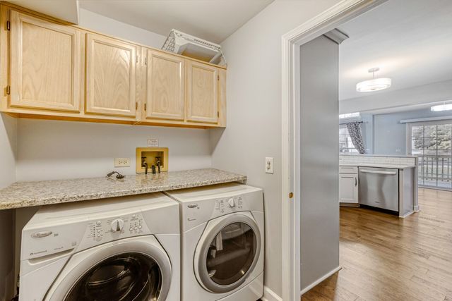 2222 Seaver Lane, Hoffman Estates, IL 60169