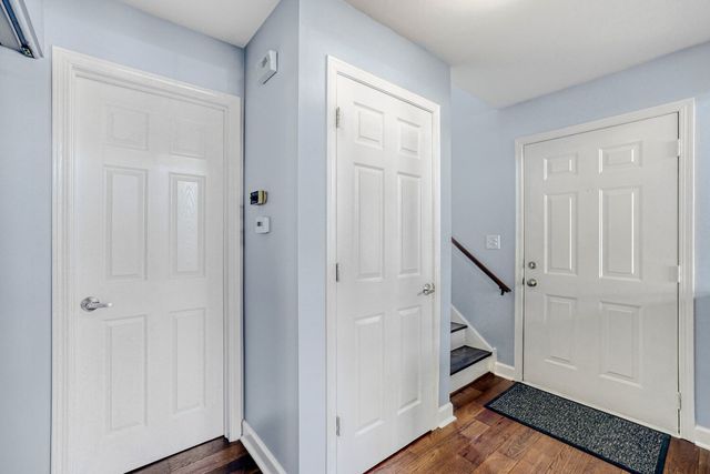 2222 Seaver Lane, Hoffman Estates, IL 60169