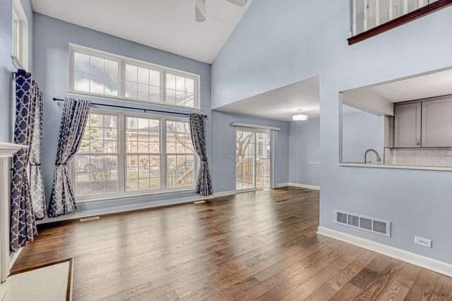 2222 Seaver Lane, Hoffman Estates, IL 60169