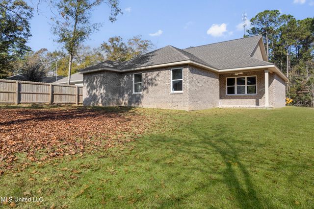 9932 Kahana Street, Diamondhead, MS 39525