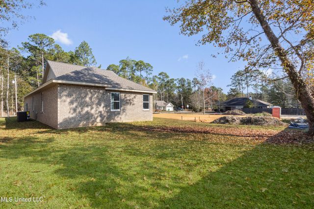 9932 Kahana Street, Diamondhead, MS 39525