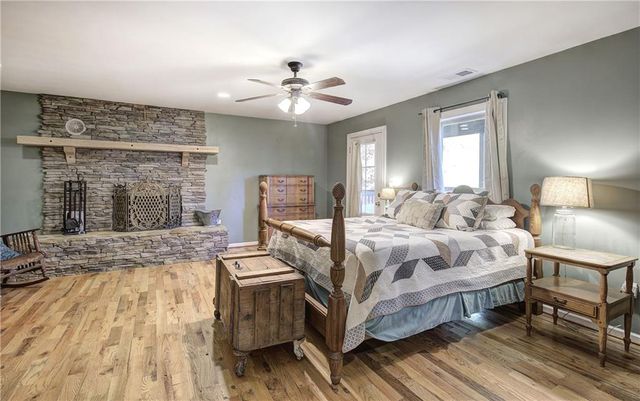 715 E Cochran SE Road, Ranger, GA 30734