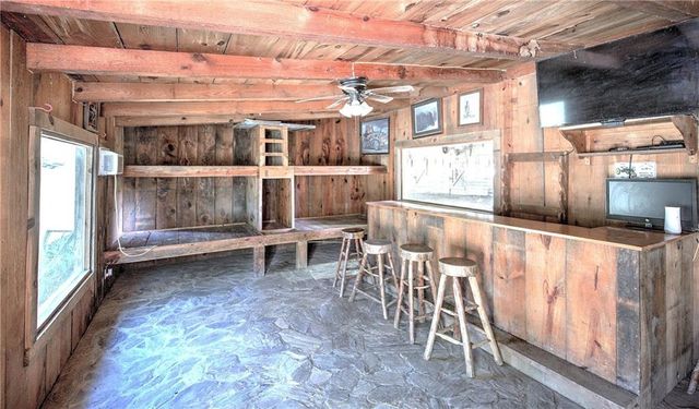 715 E Cochran SE Road, Ranger, GA 30734