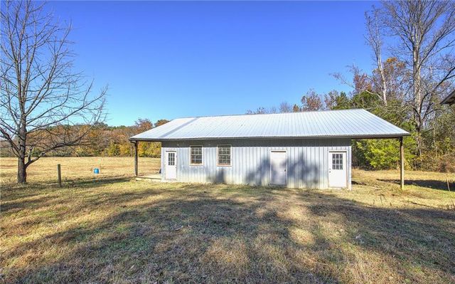 715 E Cochran SE Road, Ranger, GA 30734