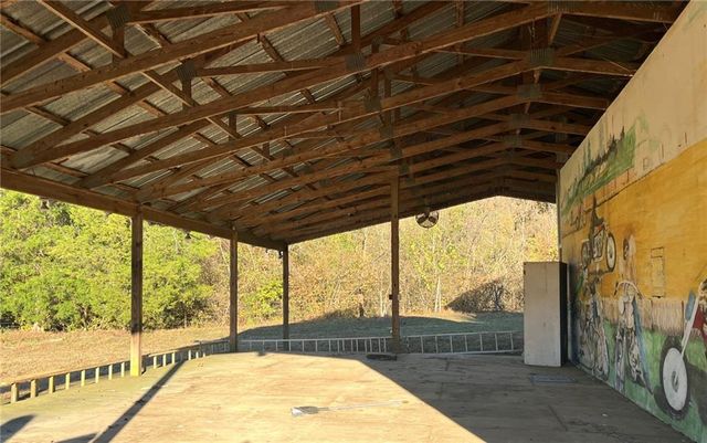 715 E Cochran SE Road, Ranger, GA 30734