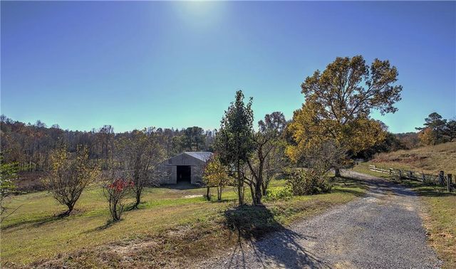 715 E Cochran SE Road, Ranger, GA 30734