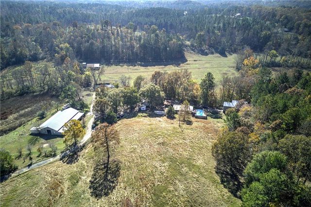 715 E Cochran SE Road, Ranger, GA 30734