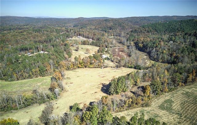 715 E Cochran SE Road, Ranger, GA 30734