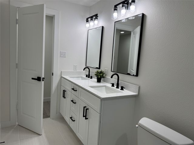 310 Sunset Court, Arlington, TX 76013