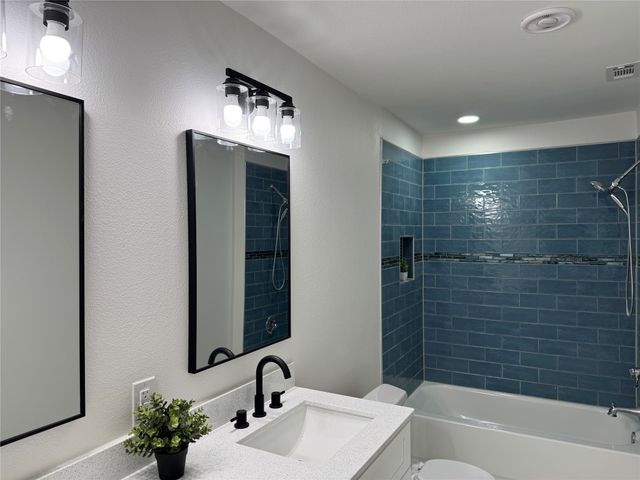 310 Sunset Court, Arlington, TX 76013