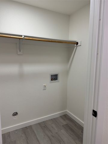 310 Sunset Court, Arlington, TX 76013