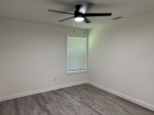 310 Sunset Court, Arlington, TX 76013