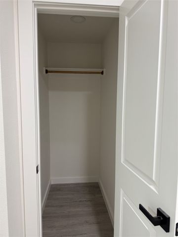 310 Sunset Court, Arlington, TX 76013