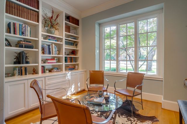 1620 Western Avenue, Fort Worth, TX 76107