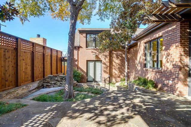 1620 Western Avenue, Fort Worth, TX 76107