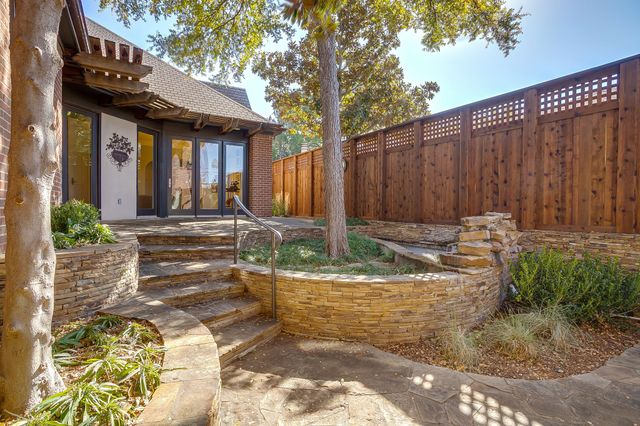 1620 Western Avenue, Fort Worth, TX 76107