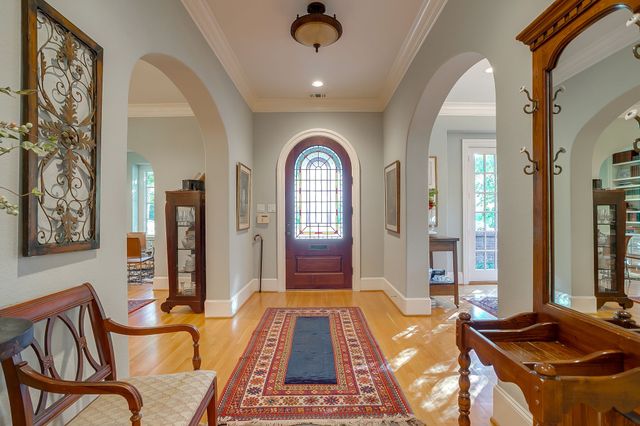 1620 Western Avenue, Fort Worth, TX 76107