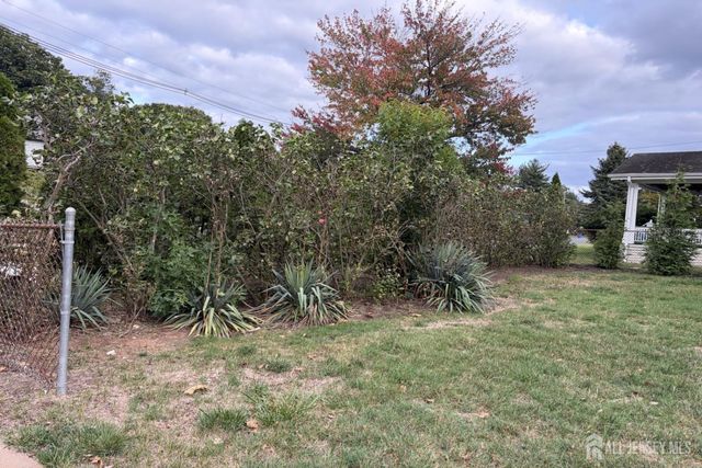 301 Penfield Place 301, Dunellen, NJ 08812