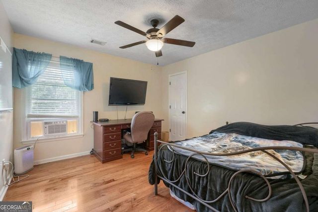 10 Jessamine Trail, Lawrenceville, GA 30046