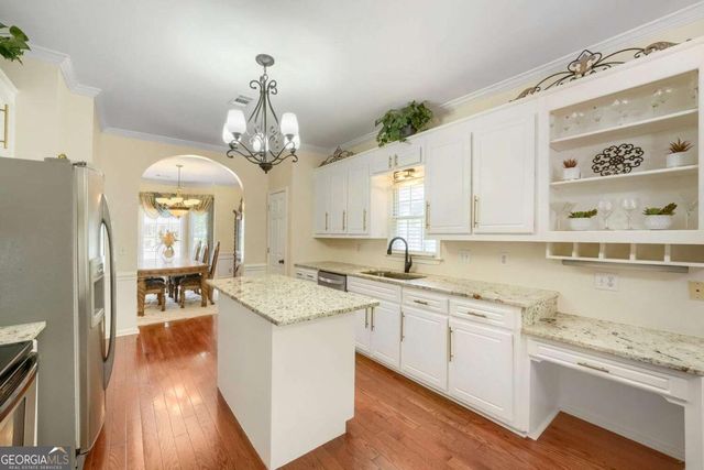 10 Jessamine Trail, Lawrenceville, GA 30046