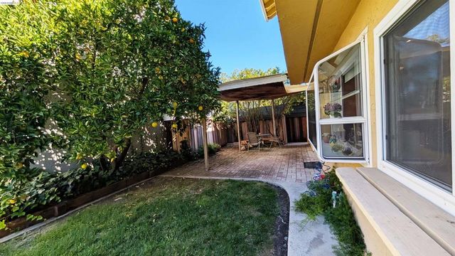 10013 Foxboro Cir, San Ramon, CA 94583