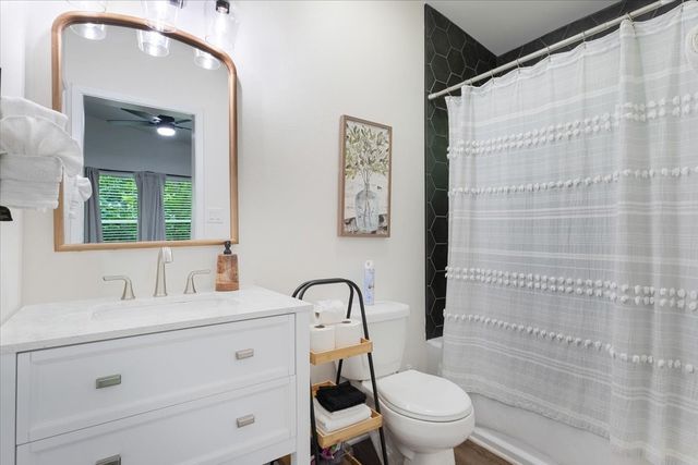 299 Southshore Drive, Lone Star, TX 75668