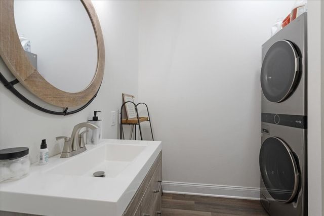 299 Southshore Drive, Lone Star, TX 75668