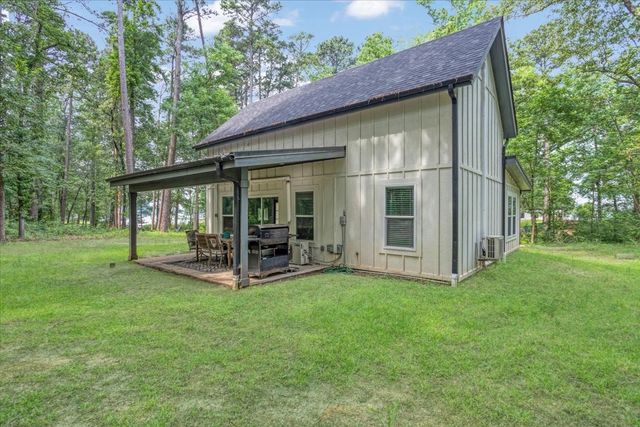 299 Southshore Drive, Lone Star, TX 75668