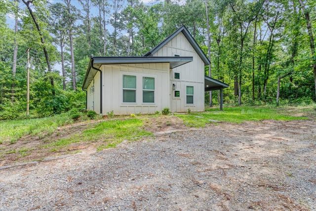 299 Southshore Drive, Lone Star, TX 75668