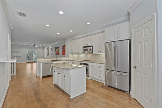 2808 N Hall Street, Dallas, TX 75204