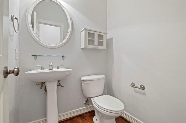 2808 N Hall Street, Dallas, TX 75204