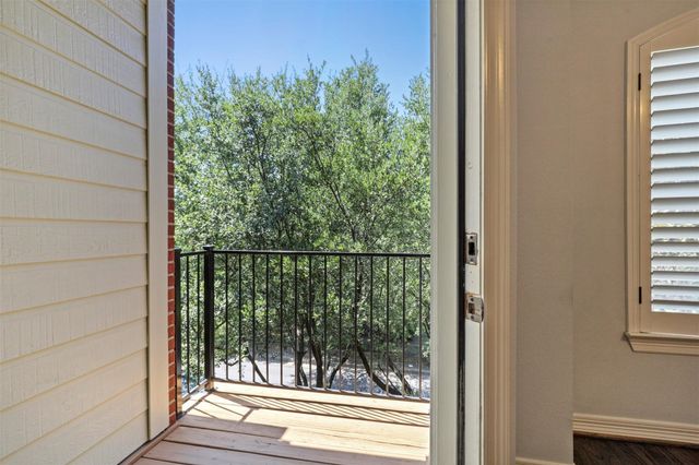 2808 N Hall Street, Dallas, TX 75204