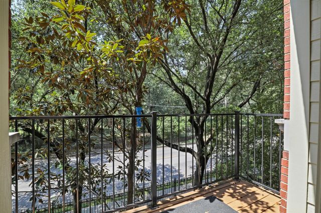 2808 N Hall Street, Dallas, TX 75204