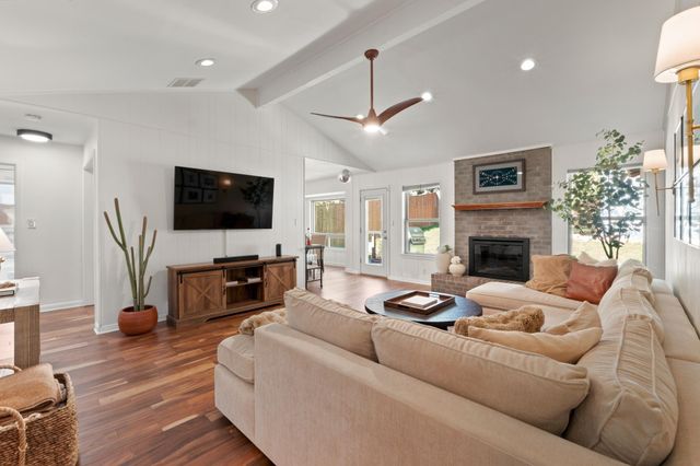 6504 Sunnysky WAY, Austin, TX 78745