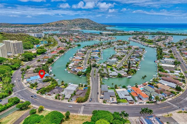 6703 Hawaii Kai Drive, Honolulu, HI 96825